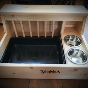 KONIJNEN HOOIRUIFBAK met VOERBAKJES